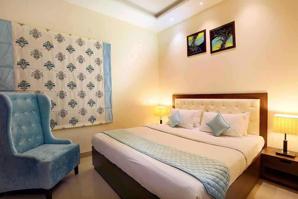 Hotel Rk Grande Лудхіяна Номер фото